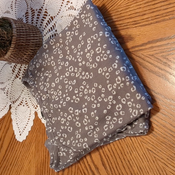 Tart Intimates Long Sleeve/Leg Lightweight Pajamas Gray/Off White Size S - Picture 8 of 8